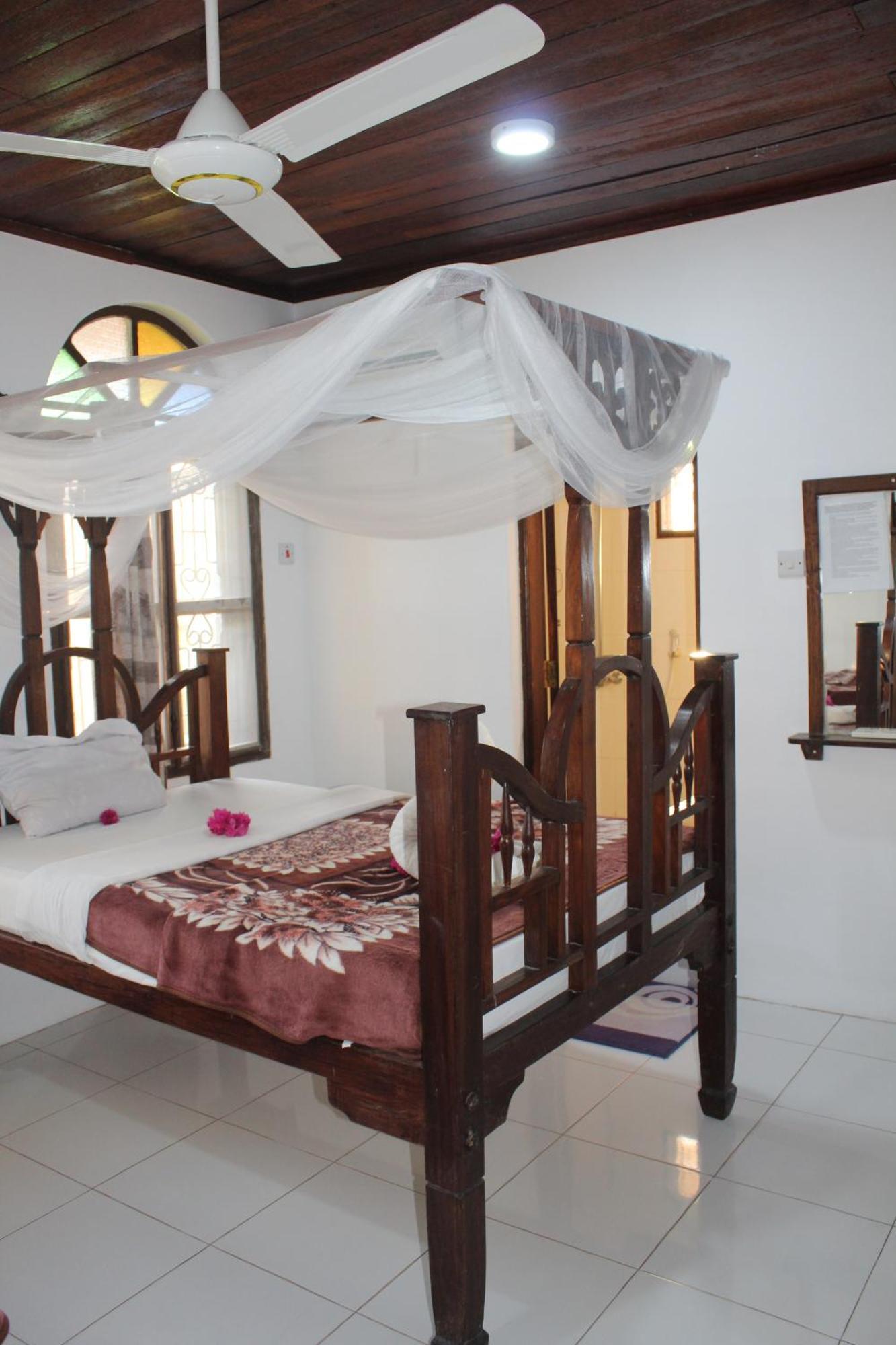 Garden Lodge Zanzibar Ngoại thất bức ảnh